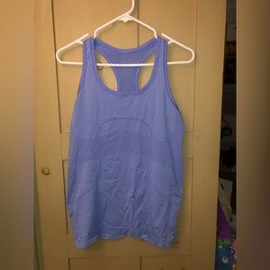 Lulu lemon tank tops size medium